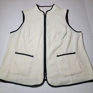 Susan Graver‎ Plus Size 1X Plush Lightweight Vest
